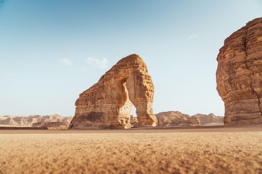 العلا.. حملة "الصخر الشاهد" ترفع الوعي بالثروات الطبيعية