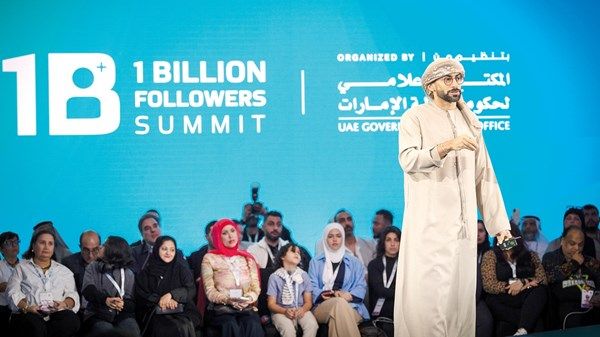 أنس بوخش: قوة التأثير يجب أن تُوظّف لنشر القيم الإيجابية