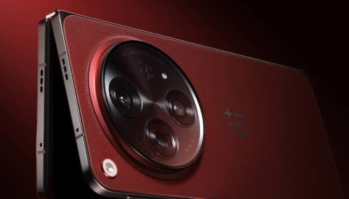 تكنولوجيا: OnePlus Open 2: الهاتف القابل للطي الأنحف عالميًا بتصميم من التيتانيوم