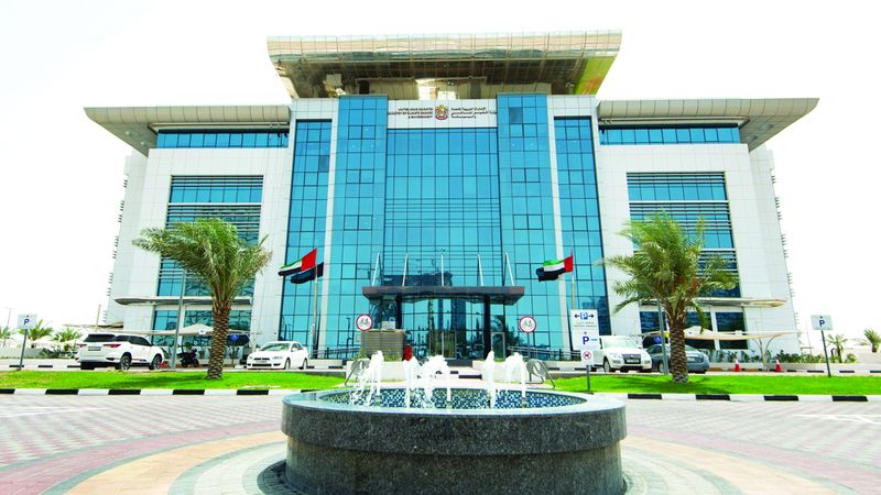 الامارات | «التغير المناخي والبيئة» تحقق في حادثة تلوث «ببروني لحم بقري»