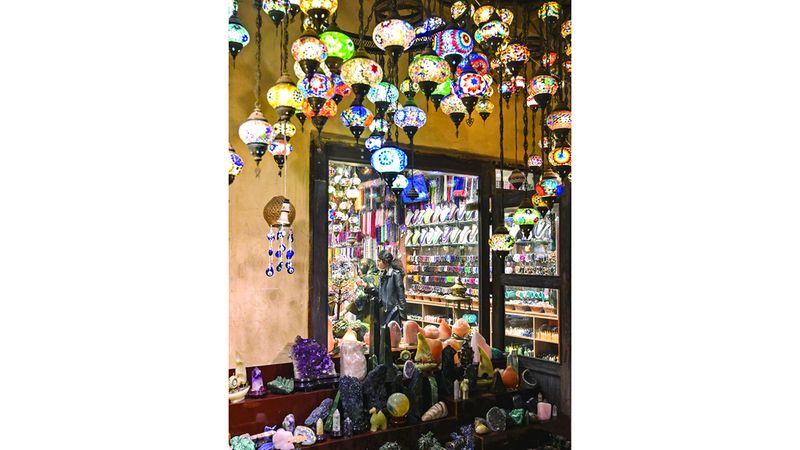 الامارات | بريق دبي.. وصعوبة الاختيار