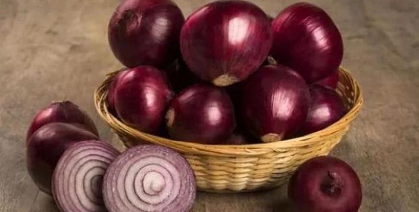 ماذا يحدث للجسم عند تناول البصل الأحمر؟.. 20 فائدة غير متوقعة