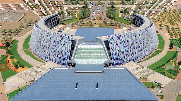 جامعة الإمارات.. إنجازات استثنائية في عام 2024