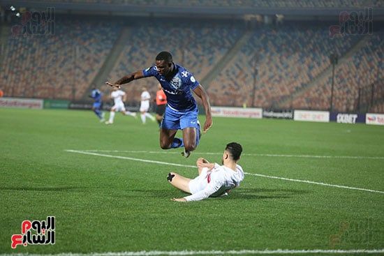 الزمالك يحاول فك شفرة دفاع بلاك بولز واستمرار التعادل السلبي بعد 30 دقيقة