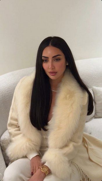 سعر مرتفع جداً لحقيبة يد نور الغندور..و إطلالتها الكاجوال تلفت الانظار