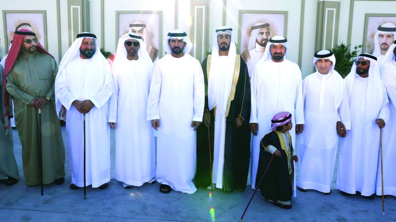 الامارات | حمدان بن محمد يحضر أفراح العامري وآل بومهير والمنصوري والشامسي