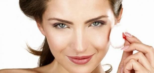 نصائح تجديد البشرة وحل كل مشاكلك الجلدية.. روشتة هاني الناظر