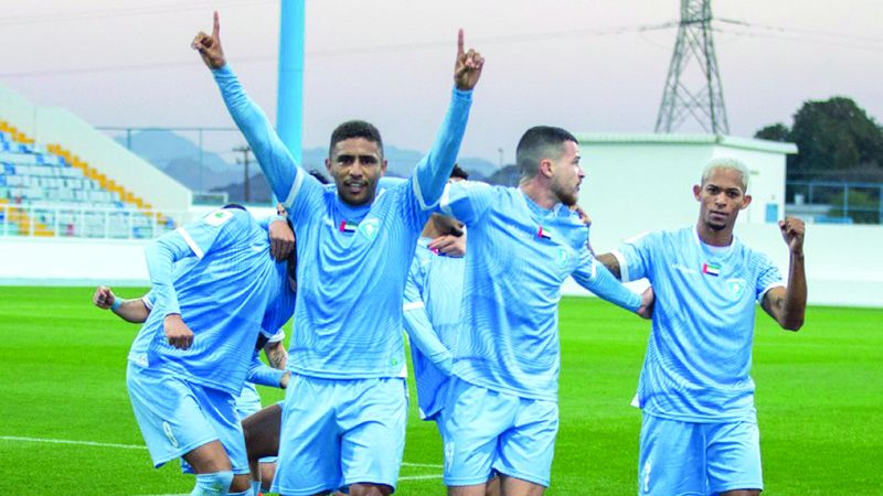 الامارات | العربي يعزز صدارة «الأولى».. والفجيرة وحتا يتقدمان بقوة