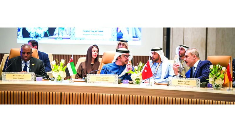 الامارات | عبدالله بن زايد: الإمارات تدعم استقلال سورية وسيادتها على كامل أراضيها