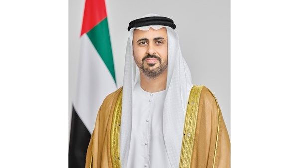 ذياب بن محمد بن زايد: «الإمارات معك يا لبنان» تجسد إرث زايد الإنساني وقيم التآزر والتضامن المتجذرة في مجتمعنا