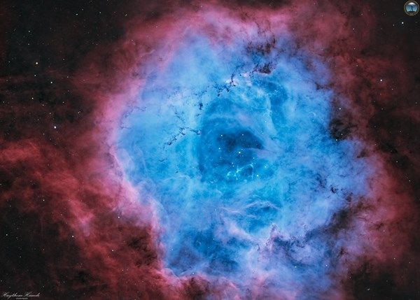 سديم "الوردة" في سماء أبوظبي