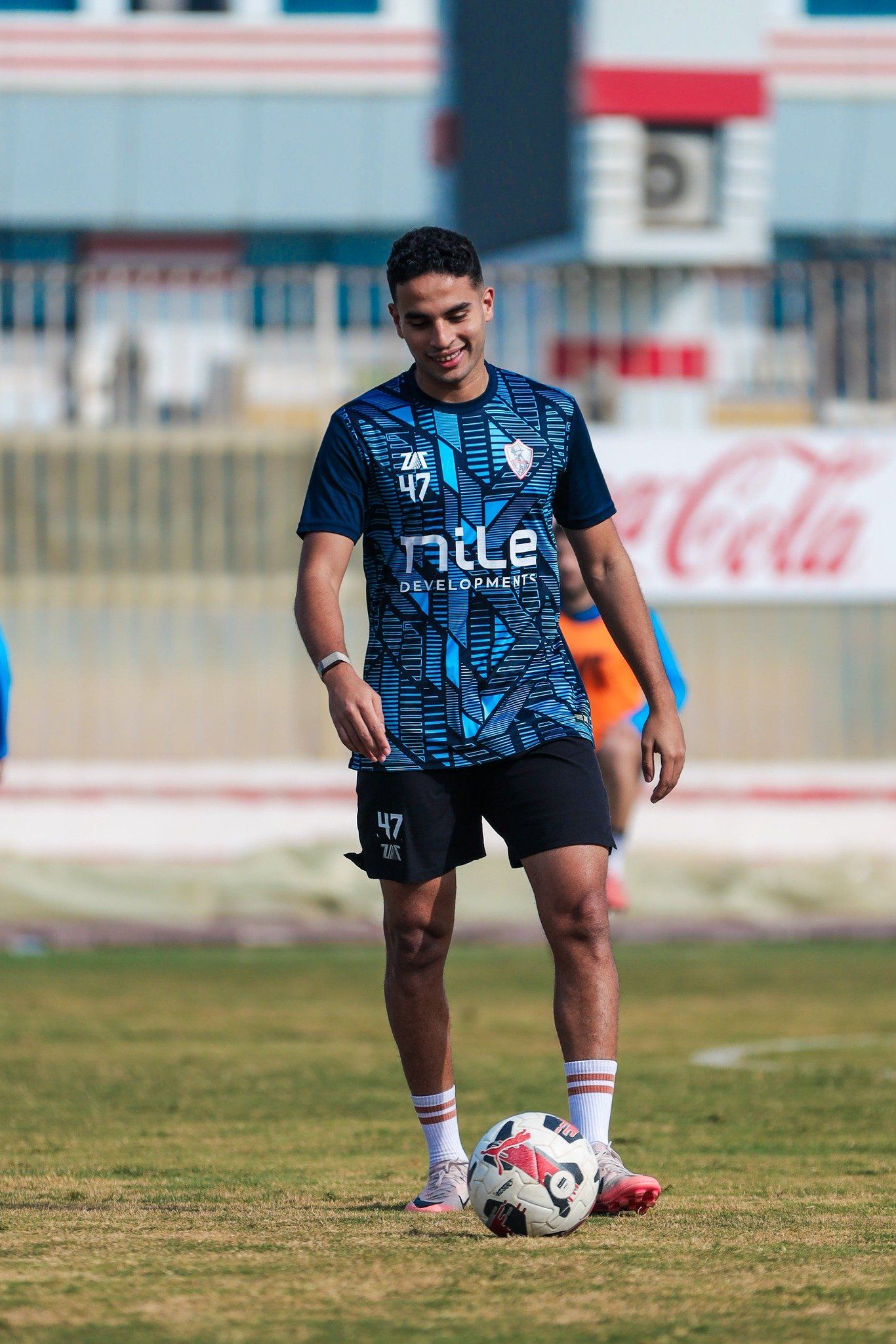 كواليس عودة محمد حمدى لتدريبات الزمالك بعد إصابة الصدر