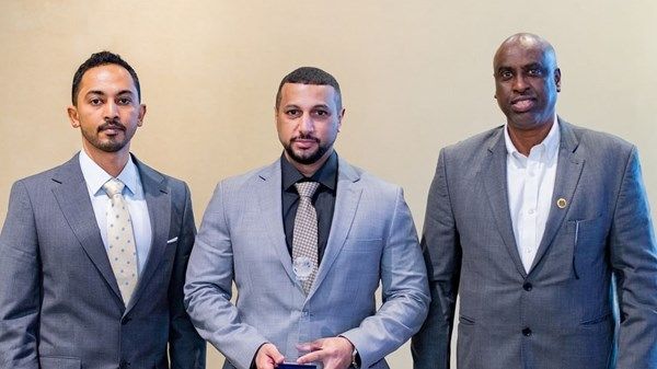 "أبوظبي للتنقل" يفوز بجائزة الإنجاز العالمية للطرق