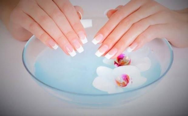 خطوات سهلة لتطويل الأظافر بالثوم.. و5 نصائح لعلاج تشققها