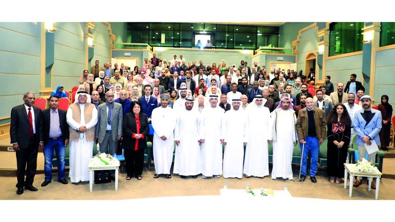 الامارات | مهرجان الشارقة للشعر العربي يلقي «القصيدة الأخيرة»