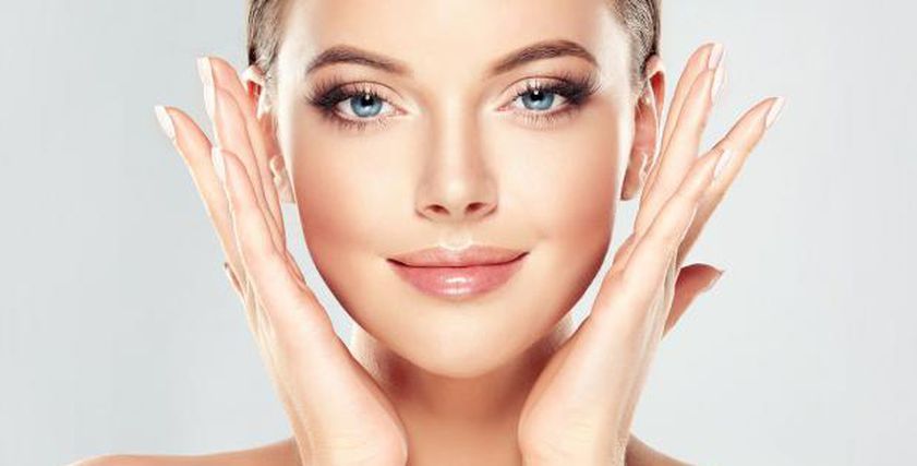 ما هي جلسات الـ«سكين بوستر»؟ تعالج مشكلات البشرة لمدة 6 أشهر