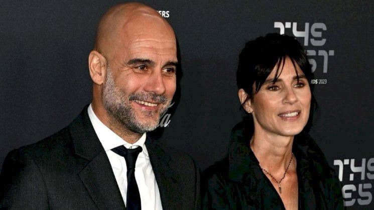 غوارديولا ينهار.. زوجته تهجره بعد قصة حب دامت 30 عاماً