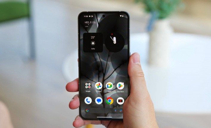 تكنولوجيا: هاتف Nothing Phone (3) سيكون هاتفًا رائدًا منافس