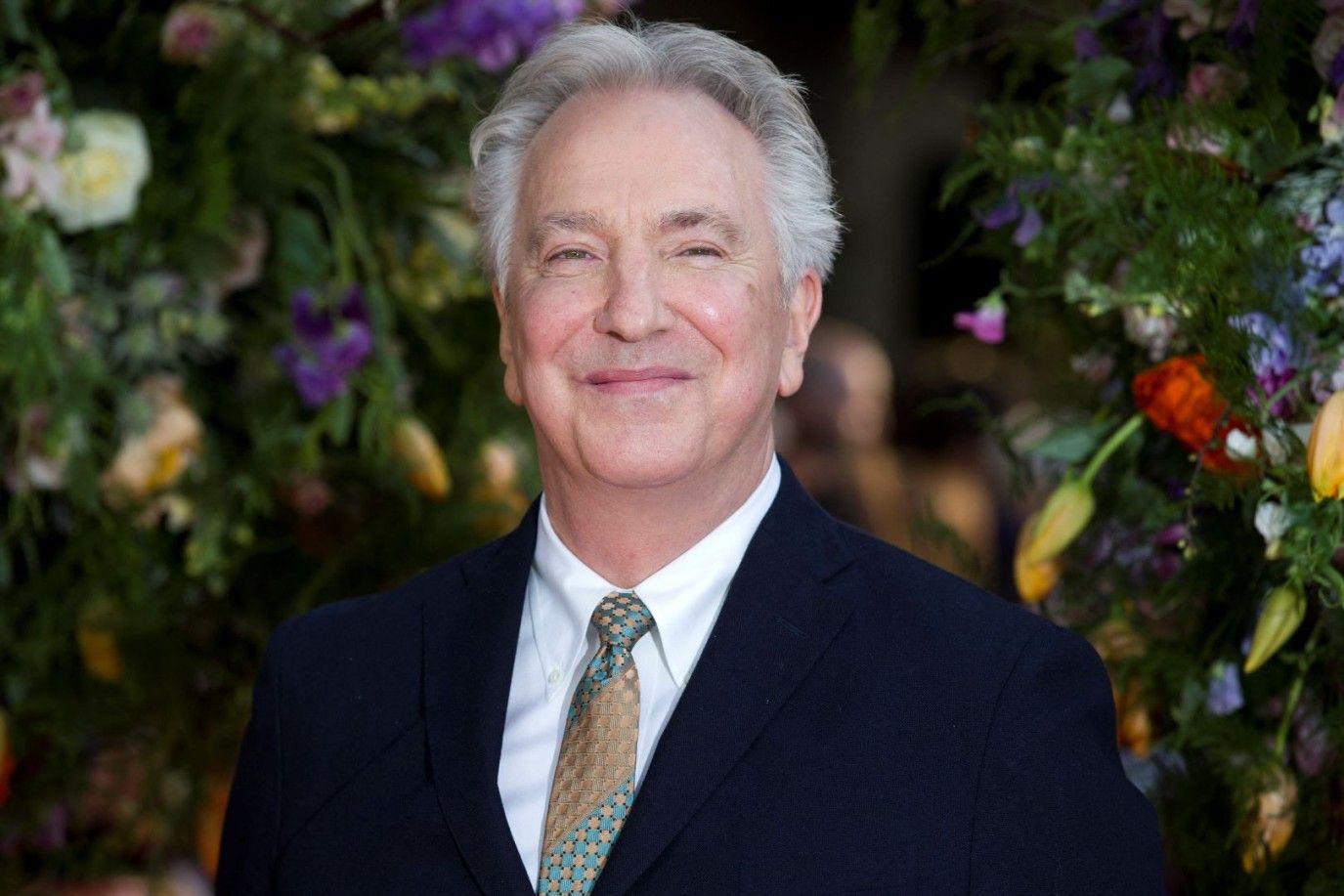 آلان ريكمان.. مسيرة سينمائية تنوعت ما بين التمثيل والتأليف والإخراج