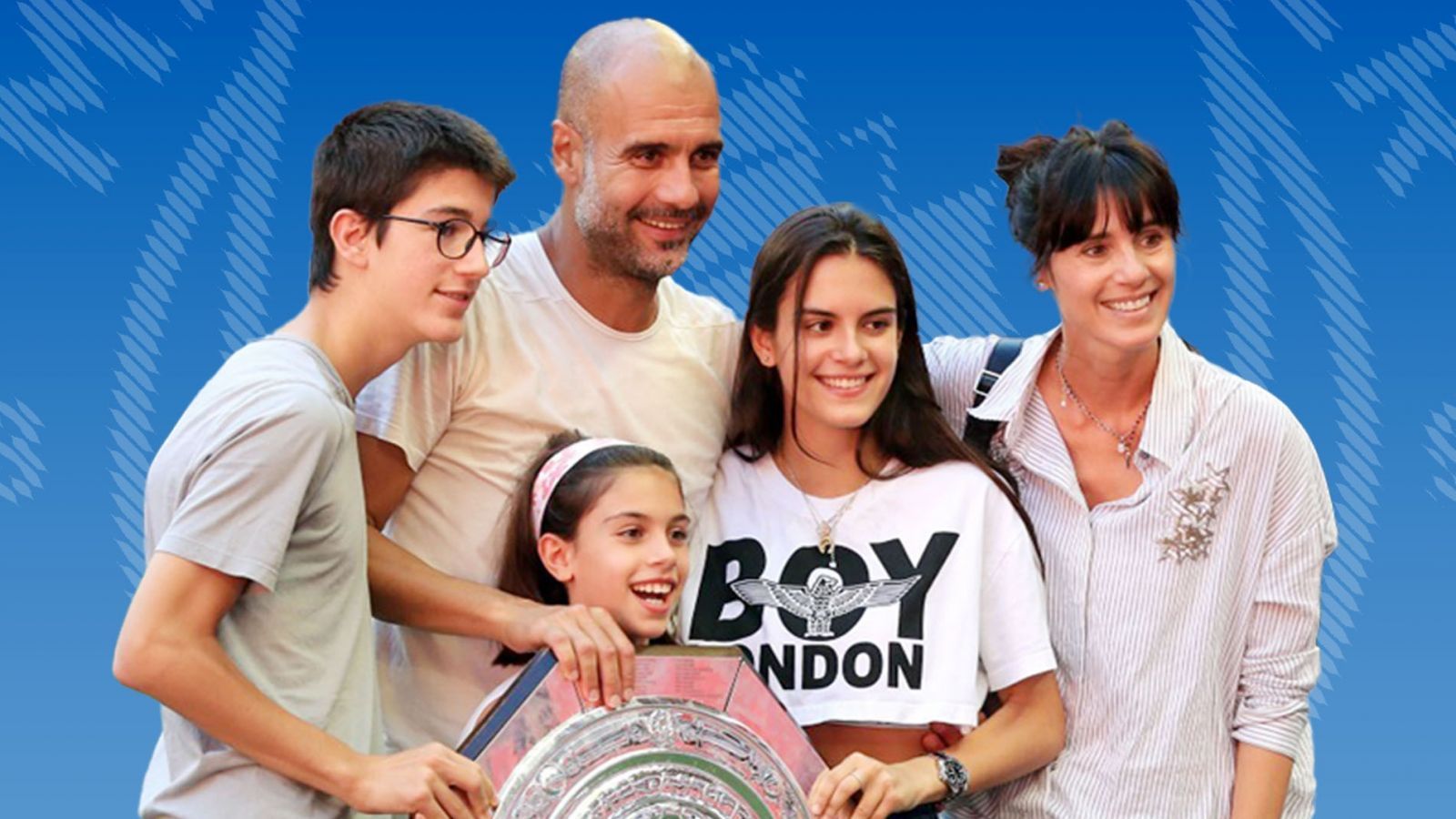 غوارديولا ينهار.. زوجته تهجره بعد قصة حب دامت 30 عاماً