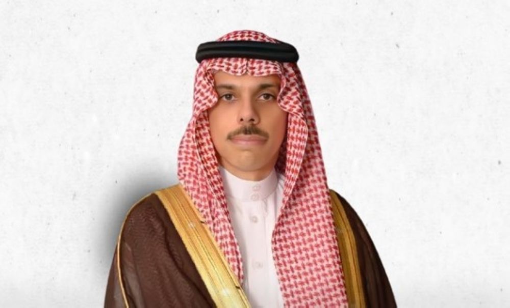 لتعزيز العلاقات الثنائية.. سمو وزير الخارجية يصل إلى سنغافورة