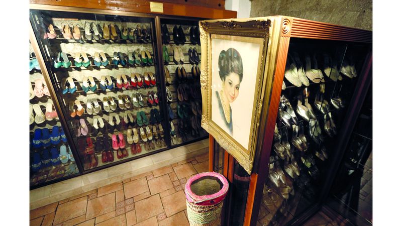 الامارات | إيميلدا.. سيدة أولى سابقة يرتبط اسمها بـ «الأحذية»    