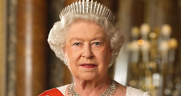 وثائق سرية تكشف: الملكة إليزابيث لم تُخبر بخيانة مستشارها