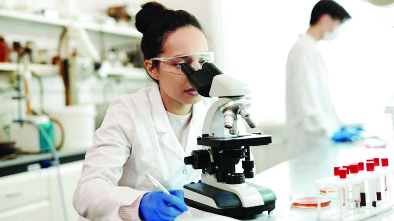 الامارات | 5 مزايا لاستخدام الذكاء الاصطناعي في الفحوص الجينية