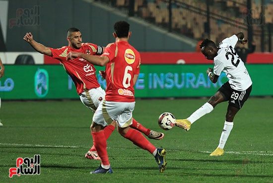 الأهلي يهزم الجونة بثنائية إمام عاشور ويستعيد صدارة الدورى.. صور