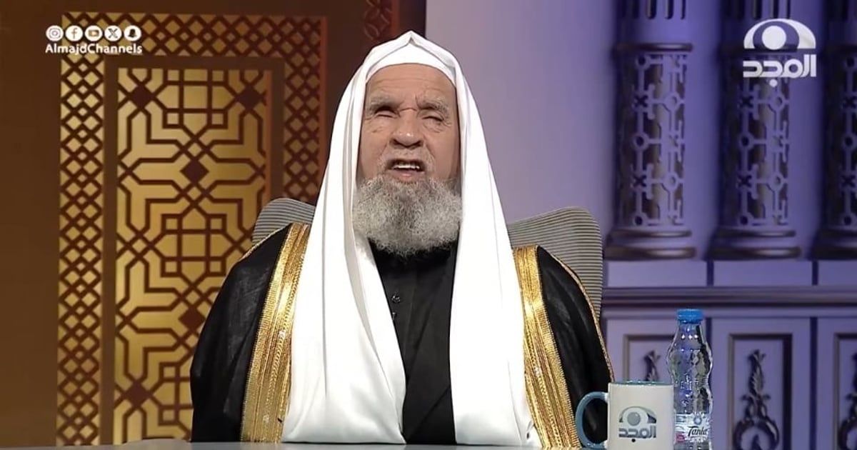 "الركبان" يوضح حكم "ترند مفاجأة الطلاب للمعلمين بالهدايا".. ويحذر من خطورة التساهل