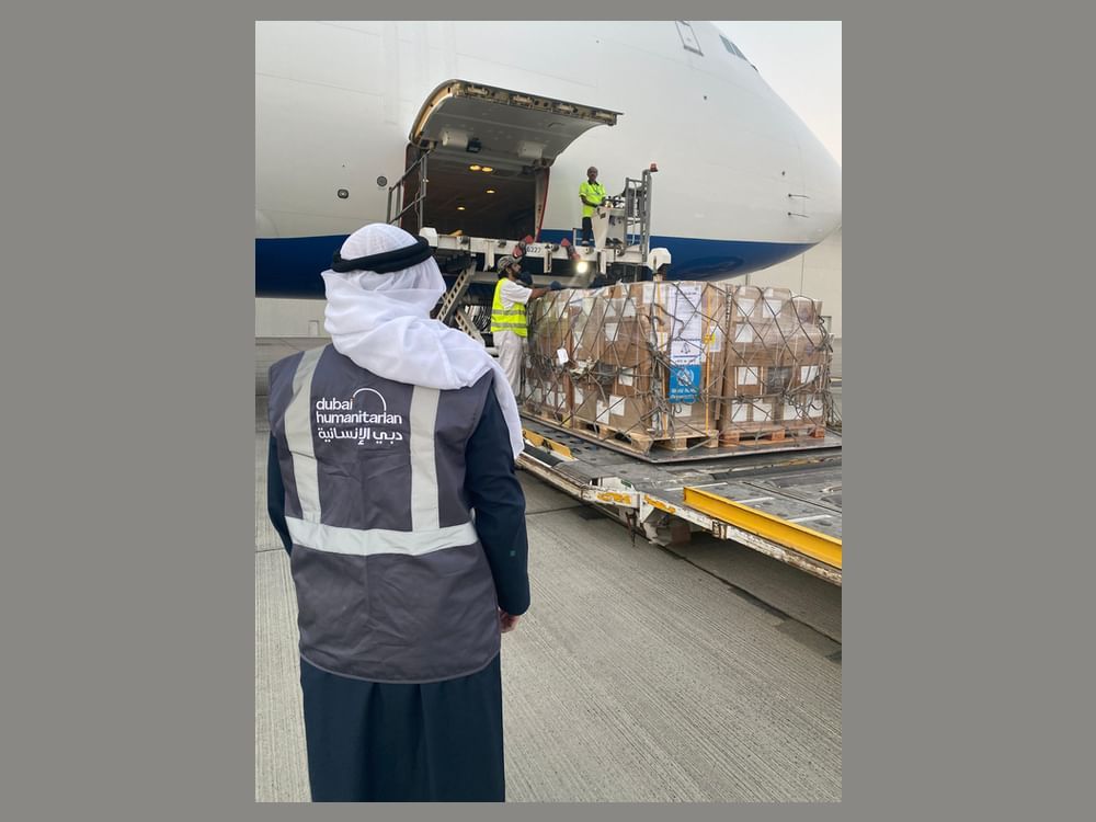 الامارات | بتوجيهات محمد بن راشد.. "دبي الإنسانية" تنقل أكثر من 68 طنا من المساعدات لقطاع غزة