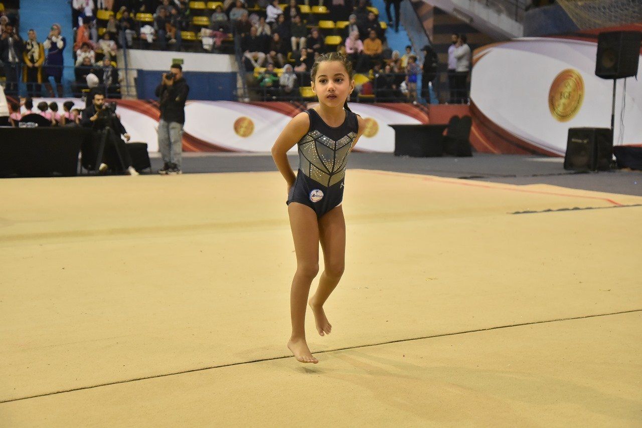 فيروز أحمد حسن تحصد أول الجمهورية للجمباز وتفوز بـ"الذهبية" وكأس البطولة