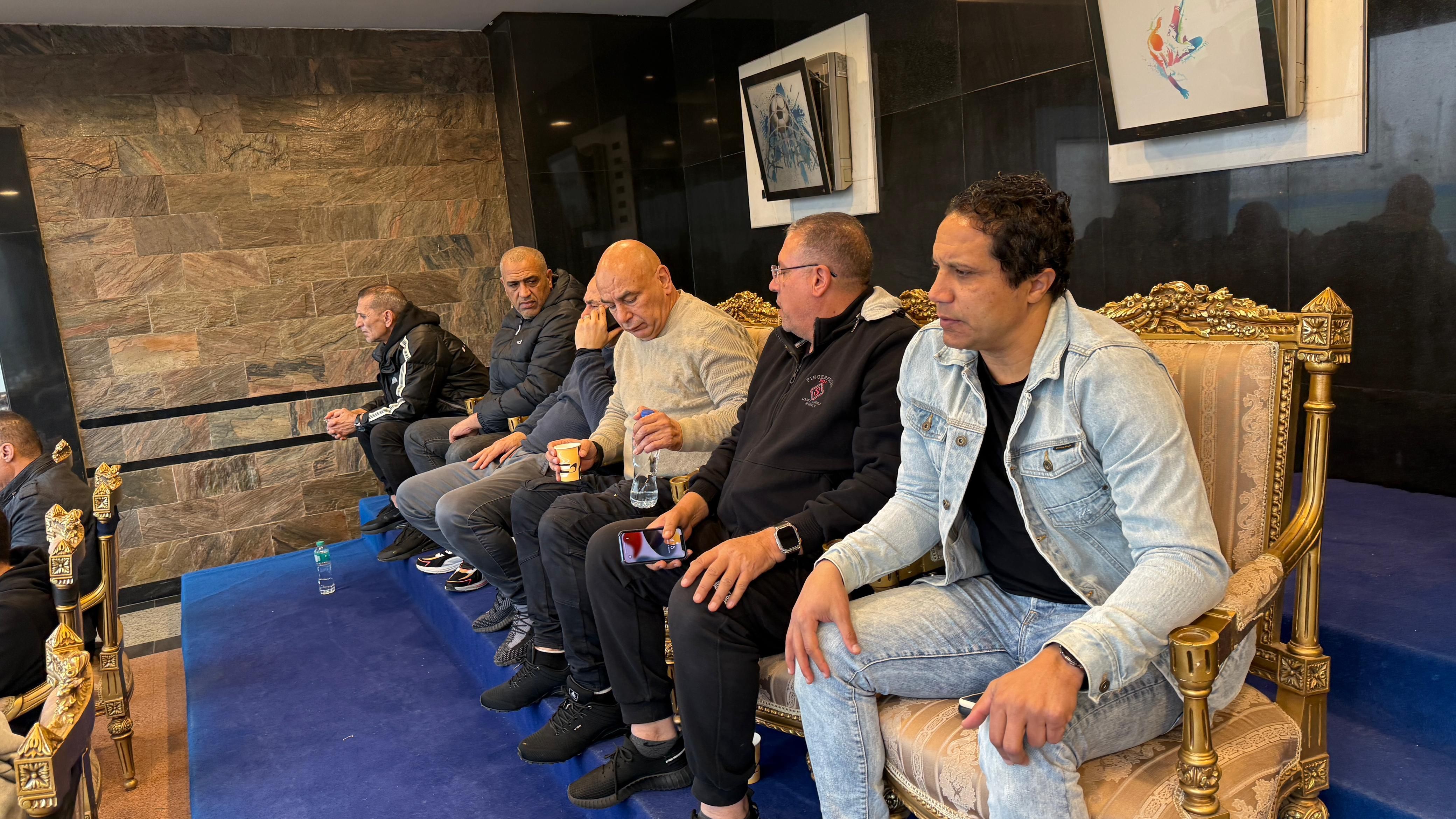 جهاز منتخب مصر يحضر مباراة بيراميدز وغزل المحلة