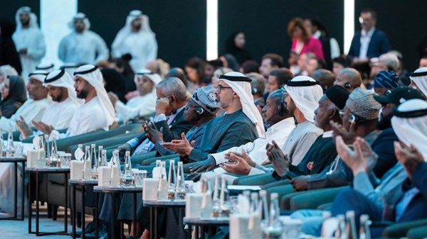 خالد بن محمد بن زايد يحضر الجلسات الحوارية لرؤساء الدول والحكومات في "قمة أسبوع أبوظبي للاستدامة"