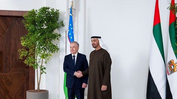 رئيس الدولة: الإمارات حريصة على تعزيز التعاون مع أوزبكستان