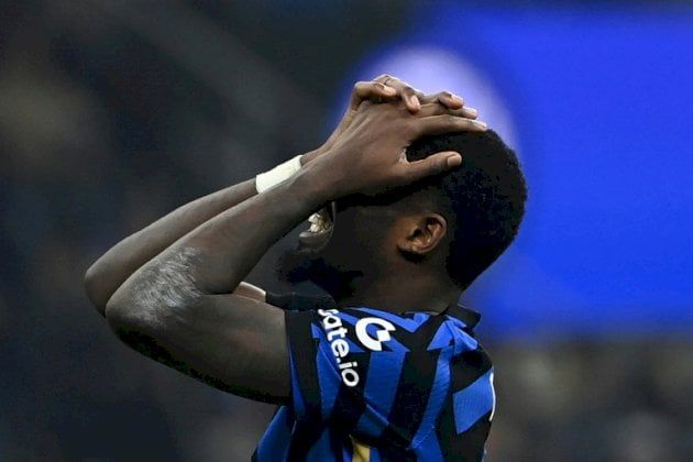 بطولة إيطاليا: بولونيا يفرمل إنتر ويسدي خدمة لنابولي