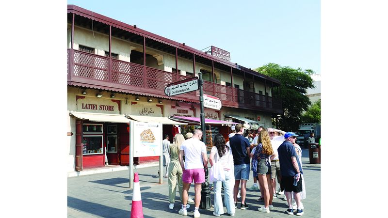 الامارات | رحلة في مدينة تعتزّ بماضيها