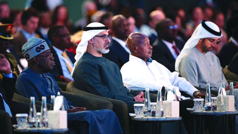 الامارات | خالد بن محمد: الإمارات حريصة على دفع عجلة التحول العالمي نحو «الطاقة النظيفة»