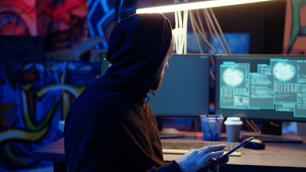 ألمانيا.. القبض على مغربي في مطار فرانكفورت بتهمة التجسس