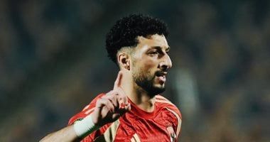 وسام أبو على ينتظم فى مران الأهلى اليوم استعداداً لمباراة أورلاندو بيراتس