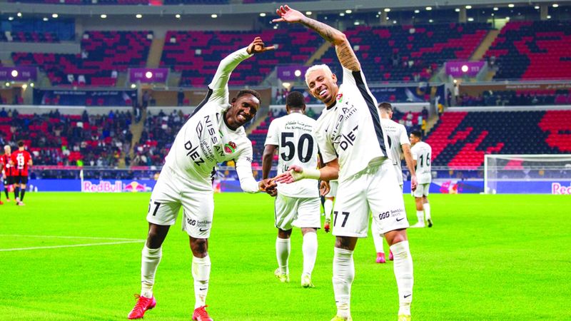 الامارات | 5 عوامل فنية قادت شباب الأهلي للظفر بدرع التحدي