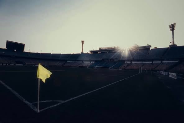 استاد القاهرة يتزين قبل مباراة الأهلي وأورلاندو وحضور جماهيري ضعيف.. صور