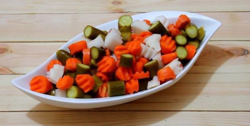 كيف تؤثر المخللات على صحة الحامل والجنين؟.. اعرفي الكميات الآمنة