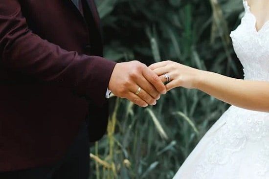 طالع الأبراج: اللي نعرفه أحسن من اللي مانعرفوش.. 4 أبراج هترجع للإكس في بداية 2025