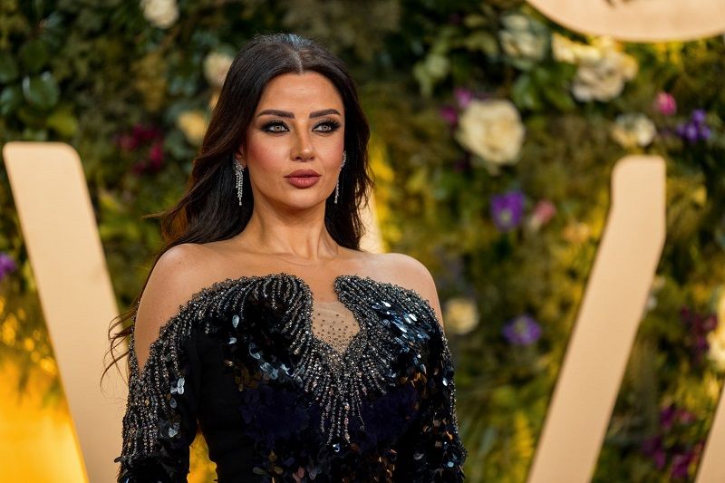 حفل Joy Awards 2025.. إطلالات جمالية آسرة للنجمات على السجادة الخزامية