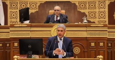 وزير السياحة: نقدم حوافز للطيران وتخفيض رسوم المطارات لجذب السائحين