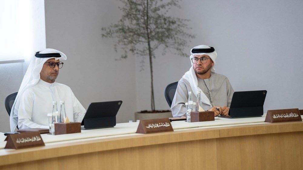 خالد بن محمد بن زايد يترأس اجتماع المجلس التنفيذي لإمارة أبوظبي