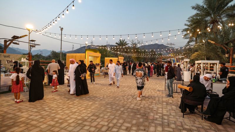 الامارات | مهرجان حتا.. منصة لدعم المزارعين المواطنين