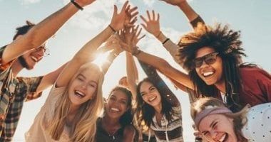 طالع الأبراج: ملوك الجدعنة.. 4 أبراج هتلاقيهم في ضهرك دايمًا أولهم برج السرطان