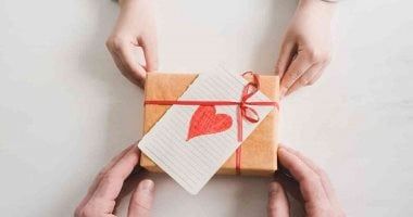 طالع الأبراج: 4 أبراج تجد السعادة فى الأشياء البسيطة.. الحمل والميزان أبرزهم